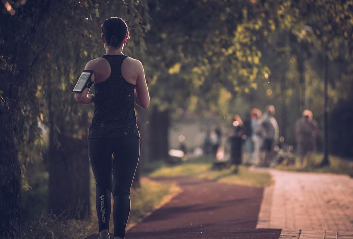 “What Is The Most Terrifying Thing To Happen To You In A Well-Lit And Populated Place?”: 30 People Tell Some Terrifying Stories