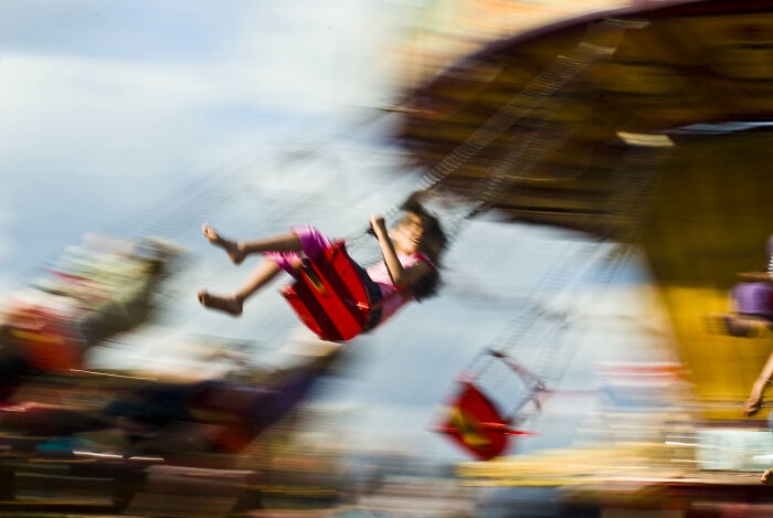 &ldquo;Yeet The Child For Their Health&rdquo;: Children&rsquo;s Therapist Breaks Down Why It&rsquo;s Important To Yeet Your Kids At Soft Things Regularly