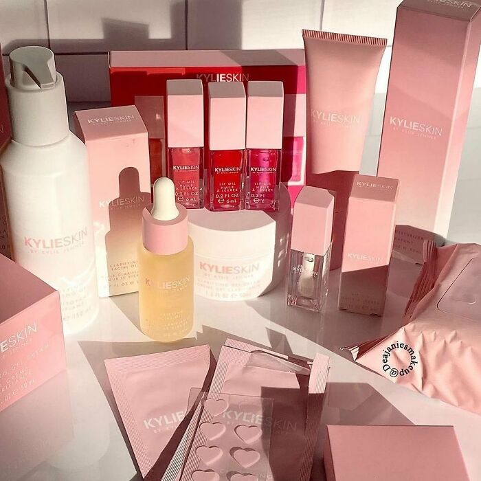 30 Things That Are An Utter Waste Of Money, As Listed By Folks In This Online Thread