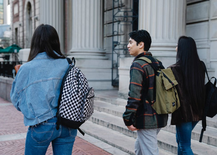 Locals Are Sharing Social Norms And Insider Tips For Traveling In Their Country That People Might Not Consider (30 Answers)