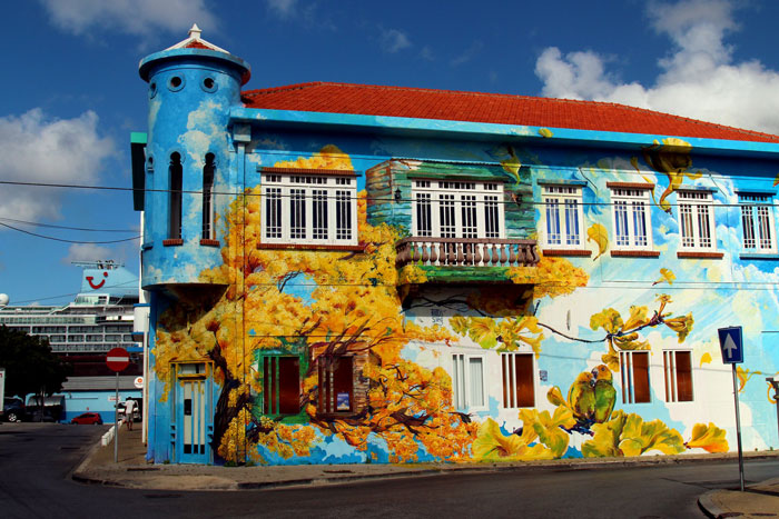 Homeowner Doesn&rsquo;t Belong To HOA, But Is Getting Letters About Not Conforming To Their Rules