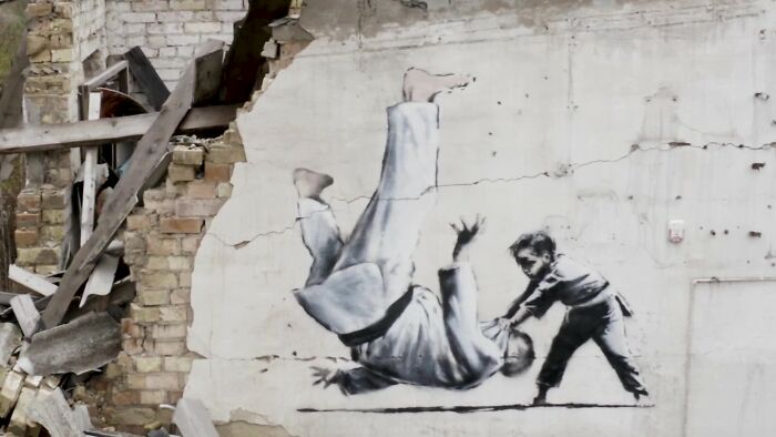 Banksy Comes Back With 7 New Wall Arts In Ukraine And They Touched People&rsquo;s Hearts