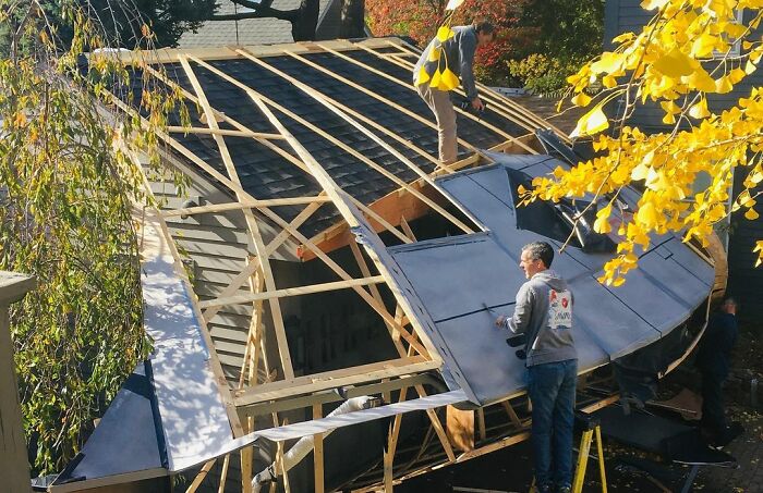 Every Year, This Talented Architect Dad Builds Something In The Driveway For Halloween, And Here Are 8 Of The Most Impressive Sculptures Every Year, This Talented Architect Dad Builds Something In The Driveway For Halloween, And Here Are 8 Of The Most Impressive Sculptures