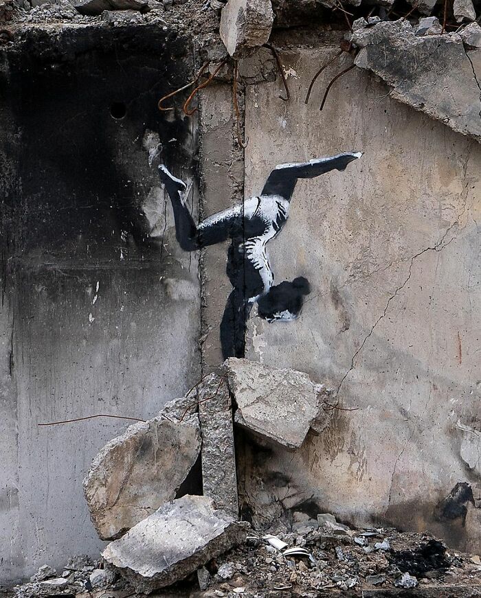 Banksy Comes Back With 7 New Wall Arts In Ukraine And They Touched People&rsquo;s Hearts