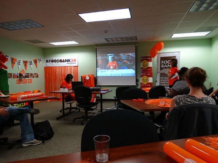 Former Students Share 35 Bizarre Things That Happened At Their Schools