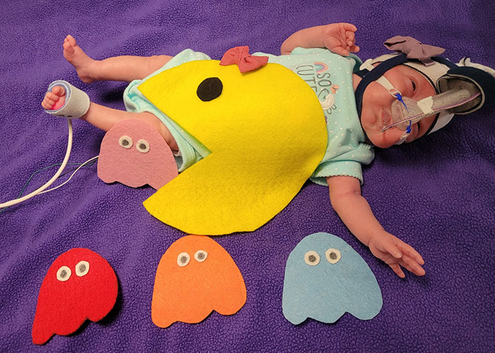 Neonatal Intensive Care Units In Illinois And Indiana Celebrate Halloween By Dressing Up The Little Ones In Adorable Costumes