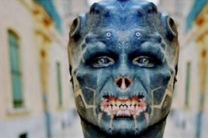 Se cortó los labios, las orejas y dos dedos. Ahora, el "Alien Negro" planea amputarse otros dos dedos y una pierna