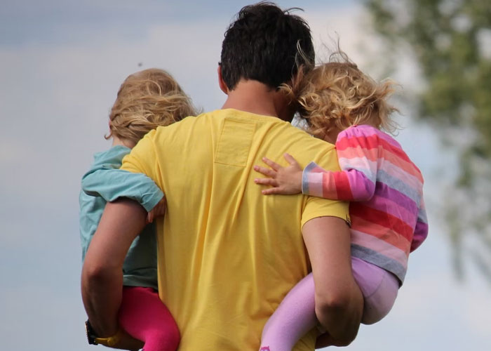 "El césped no siempre es más verde": 20 personas que se arrepienten de haberse divorciado comparten lo sucedido