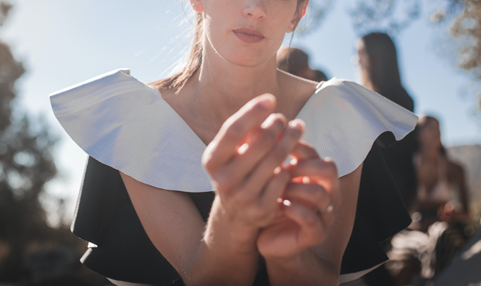 This Woman Doesn’t See Her Mom At Award Ceremony Because She Missed It To Be With Her Autistic Brother, Cuts All Ties With Her This Woman Doesn’t See Her Mom At Award Ceremony Because She Missed It To Be With Her Autistic Brother, Cuts All Ties With Her