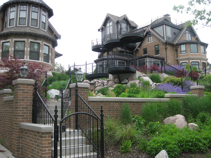 Woman Is Told She Shouldn&rsquo;t Have Brought Up Her Mistreatment In Childhood After Refusing To Give Her Stepfather A Loan