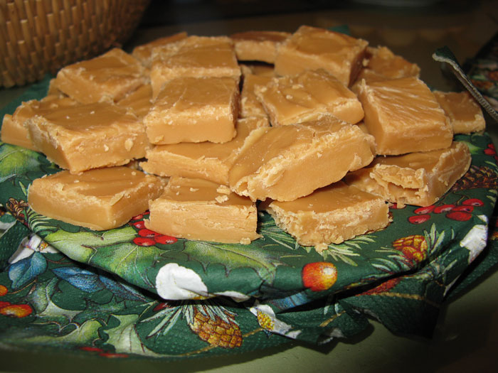 Person Wants To Expose To Mom That Their &lsquo;Secret Family Recipe&rsquo; Actually Came From The Side Of A Can