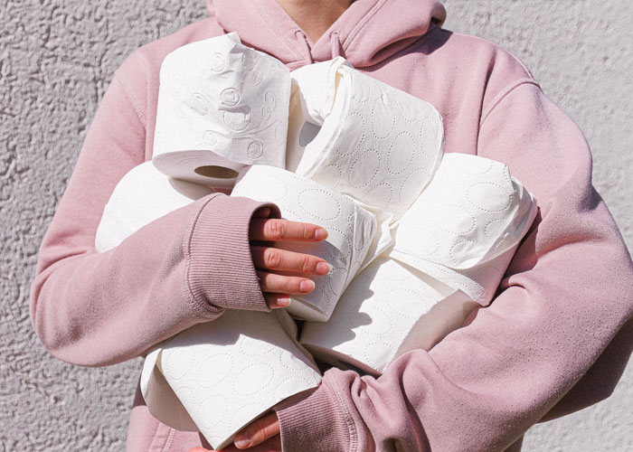 People Are Sharing Examples Of Where Frugality Is Taken Too Far, And Things That Are Actually Worth The Money (30 Answers)