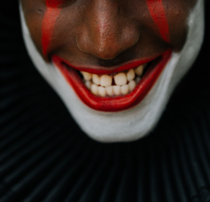 “What Do You Think Would Be The Funniest Thing To Ask A Stranger?” (30 Answers By Our Community)