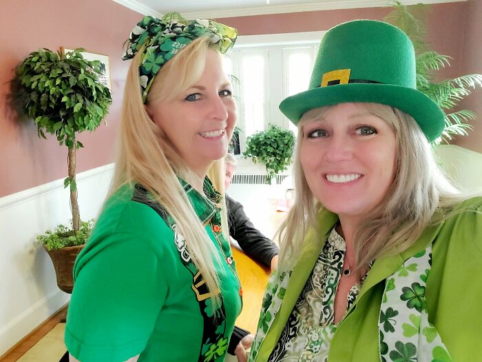 Me And My Friends Love To Spend Time Together, And Here Are The Top 10 Crazy Ideas For Extraordinary Meetups Me And My Friends Love To Spend Time Together, And Here Are The Top 10 Crazy Ideas For Extraordinary Meetups