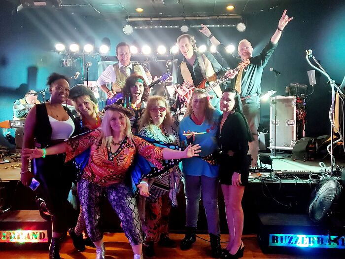 Me And My Friends Love To Spend Time Together, And Here Are The Top 10 Crazy Ideas For Extraordinary Meetups Me And My Friends Love To Spend Time Together, And Here Are The Top 10 Crazy Ideas For Extraordinary Meetups