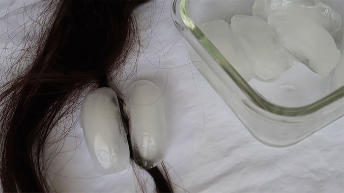 Remove Gum From Hair With Ice