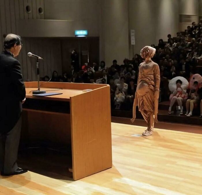 Kyoto-University-Graduation-Outfits