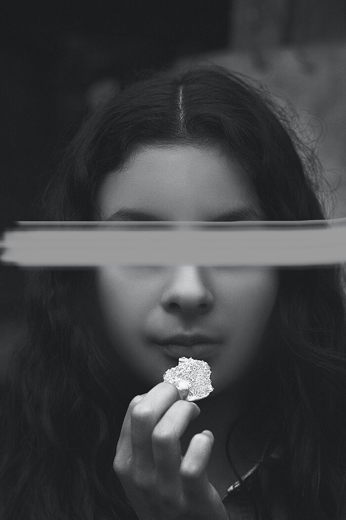 “What Do You Think Would Be The Funniest Thing To Ask A Stranger?” (30 Answers By Our Community)