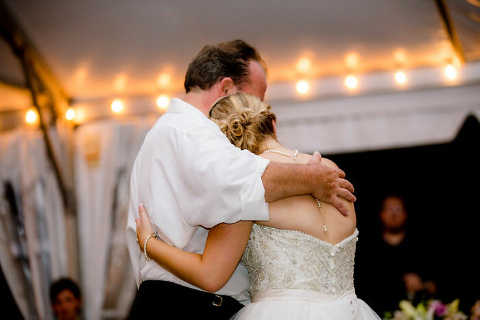 Folks Online Get Second-Hand Embarrassment When They See These 35 Things At Weddings