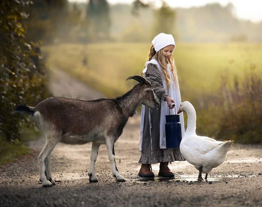Photographer Creates Images To Highlight The Strong Bond Between Humans And Animals (44 Pics)