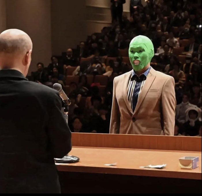 Kyoto-University-Graduation-Outfits