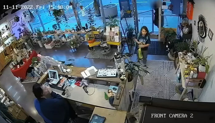 10 Y.O. Asks A Cashier To Pretend To Be His Mom When A Stranger Kept Following Him And Asking To Come With Her