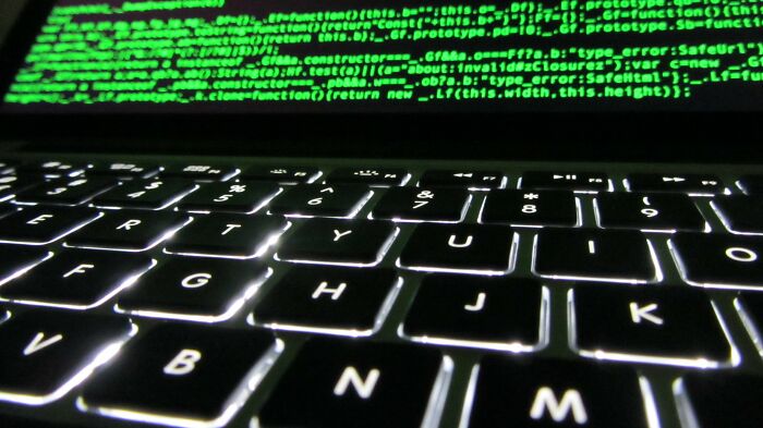 30 People Reveal “Dark Secrets” About Their Jobs That Common People Aren’t Supposed To Know