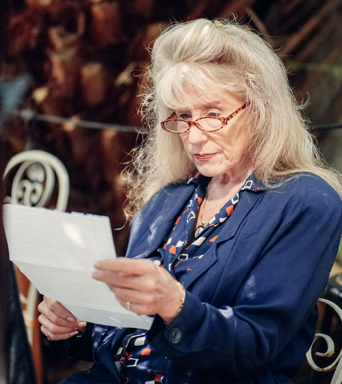 Write Letters To Seniors In Care Facilities