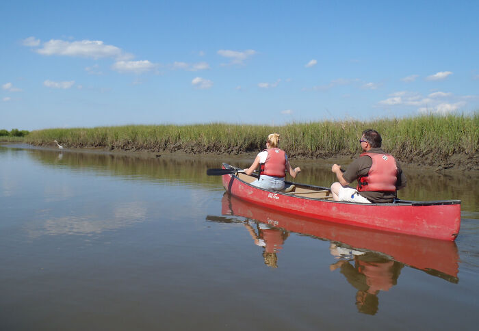 30 Pieces Of Advice That Didn't Age Well, According To Folks In This Online Group