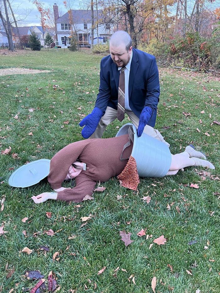 Mi esposa y yo ganamos el concurso de disfraces en la fiesta de Halloween de nuestros amigos