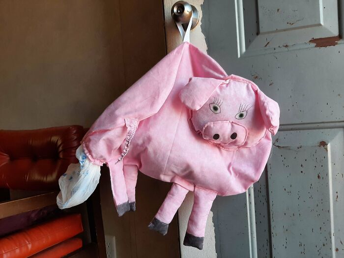 Asked My Grandma For A "Bag Lady" To Hold Plastic Grocery Bags... She Created This Beauty