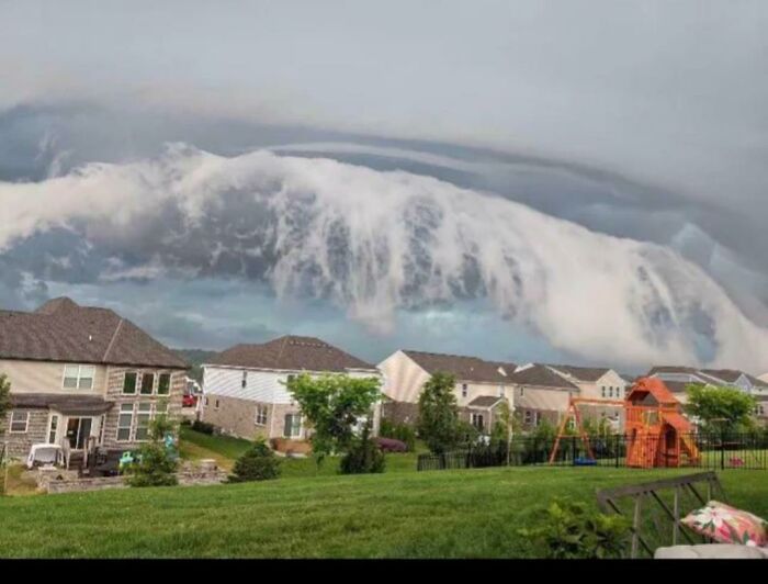 Uhmm The Clouds Look Like The Ocean