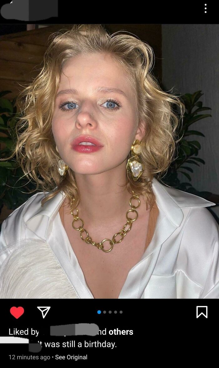 Famous And Beautiful Belarusian Actress Posted Unretouched Photos With Flash