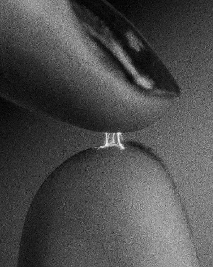 ITAP Of Static Electricity Between Two Fingers