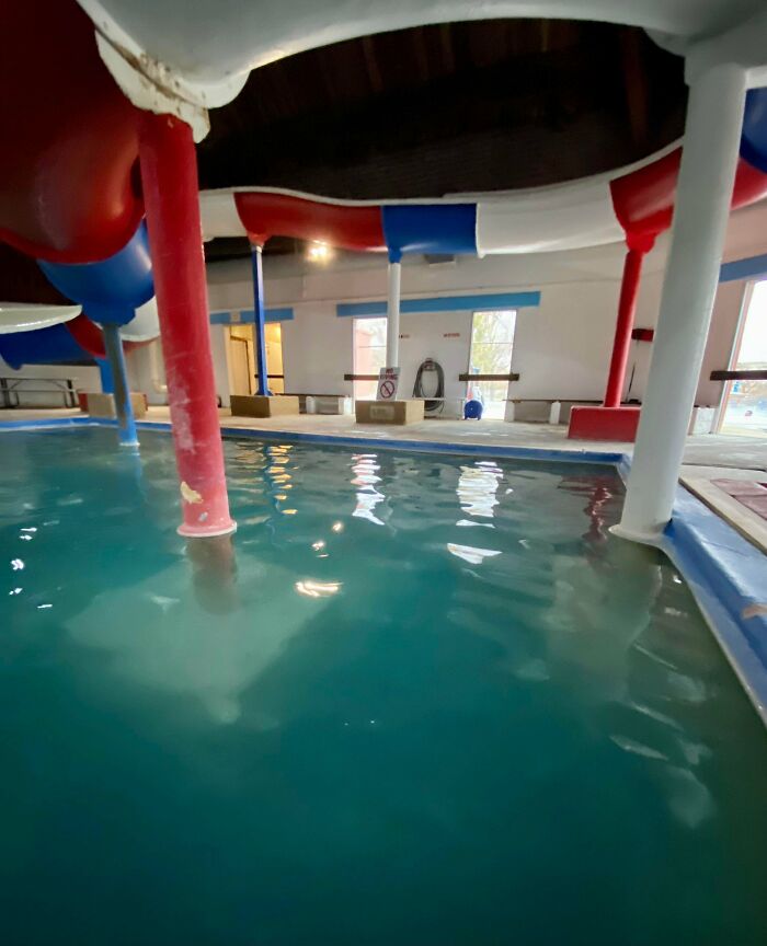 This Pool Is The Most Unsettling Pool I’ve Seen In Real Life
