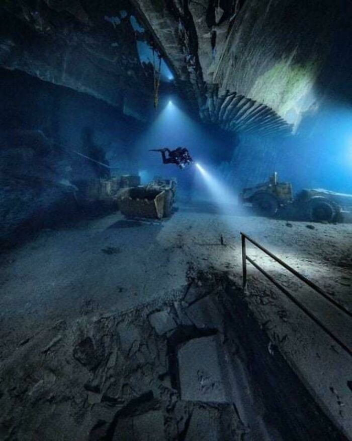 Mine Diving
