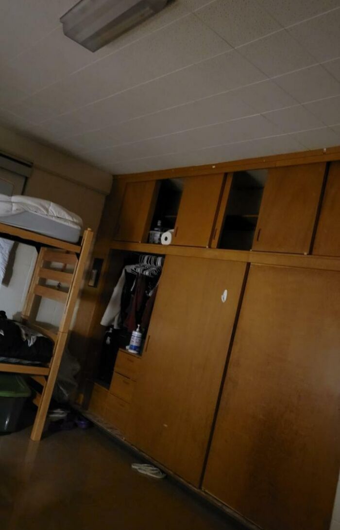 My New Dorm Roommate Sleeps With A Ridiculously Bright Nightlight. Barely Got Any Sleep Last Night Because Of It. This Is What It Looks Like When I Turn The Main Light Off