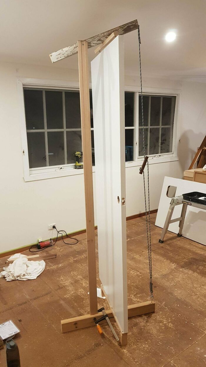 Marco para pintar puertas hecho por uno mismo