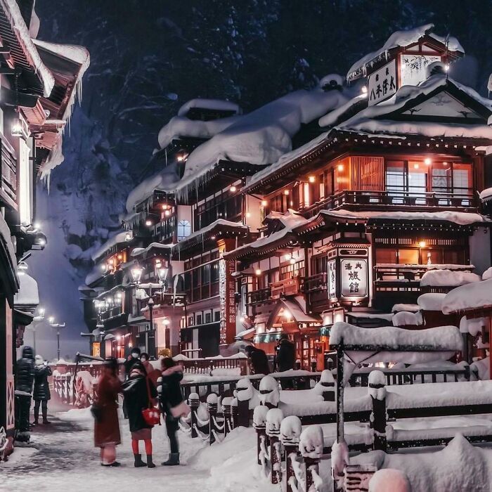 𝙂𝙞𝙣𝙯𝙖 𝙊𝙣𝙨𝙚𝙣 𝙖𝙩 𝙣𝙞𝙜𝙝𝙩 🇯🇵 📷: @𝙏𝙤𝙠𝙮𝙤.𝙞𝙜