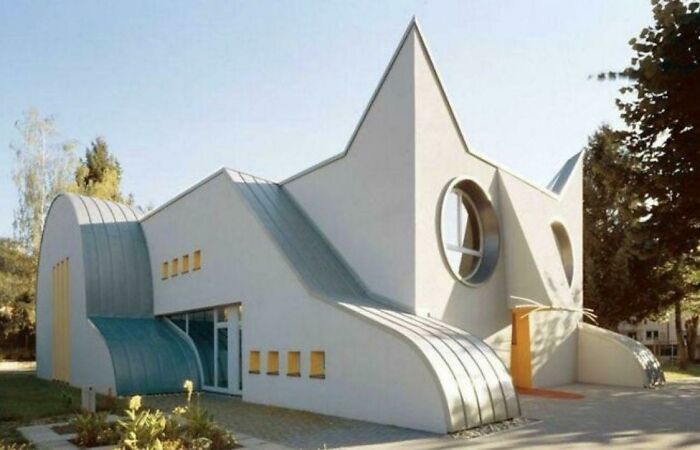 Cat-Shaped Kindergarten In Germany