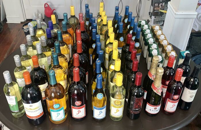 $700 Free Wine.... I Asked The Dumpster God If I Should Quit Drinking. This Is Her Answer.... I Guess That’s A No!