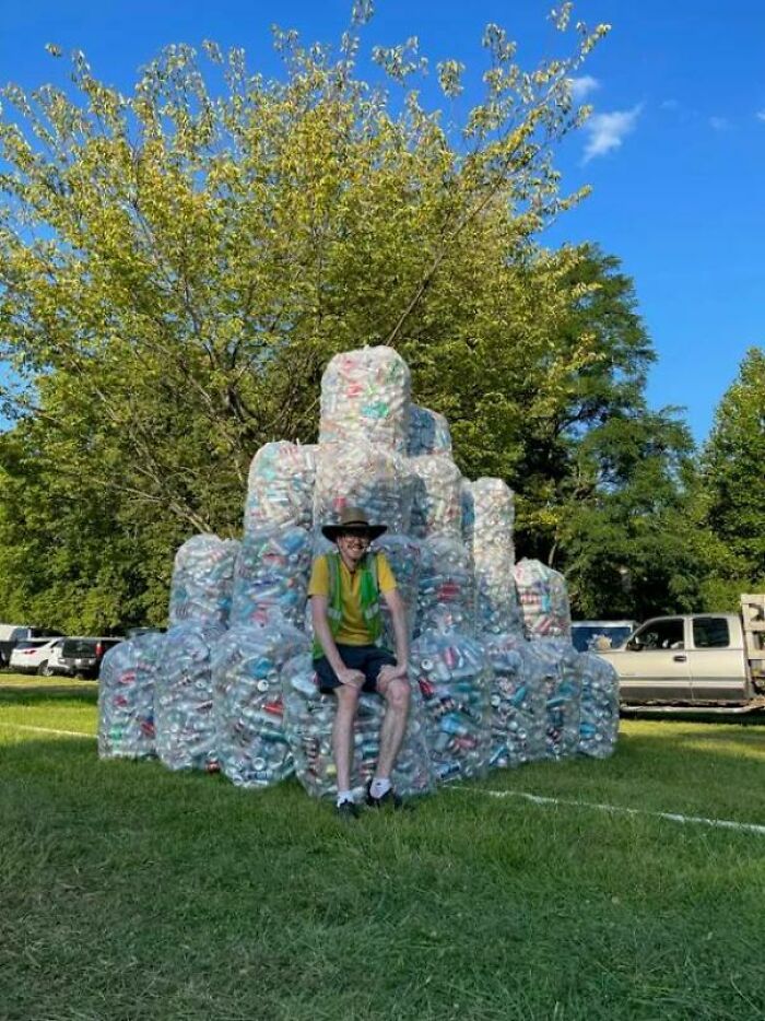 Approximately 650 Pounds Of Aluminum Cans Collected At A Music Festival
