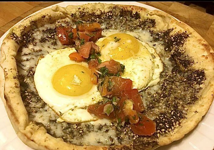 Za'atar Manakish With Eggs And Tomato