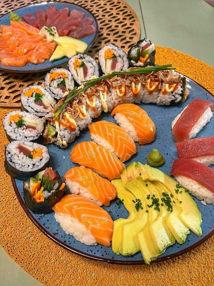 Sushi I Made For My BF. I Apologise For My Terrible Knife Skills