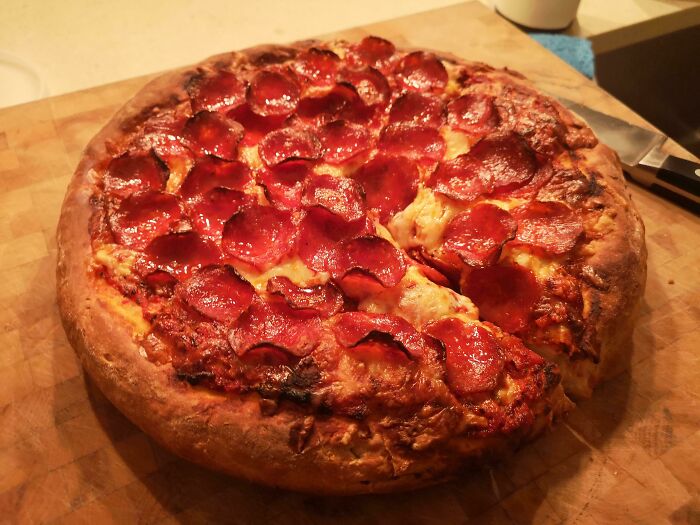 Homemade Cast Iron Pizza In One Hour!