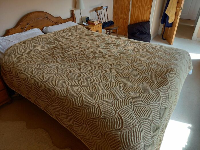 First Time Knitting Brioche Stitch And Even After 6 Months I'm Still Completely Obsessed With It And This Pattern!