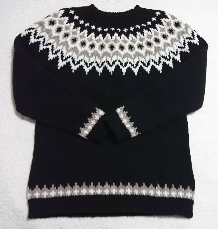 Gave My Brother His Christmas Sweater Early, He Just Texted Me This