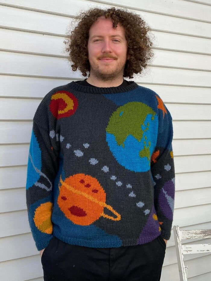 Eleven Months Later, I Finally Finished This ‘80s Space Jumper I Found On R/Knitting