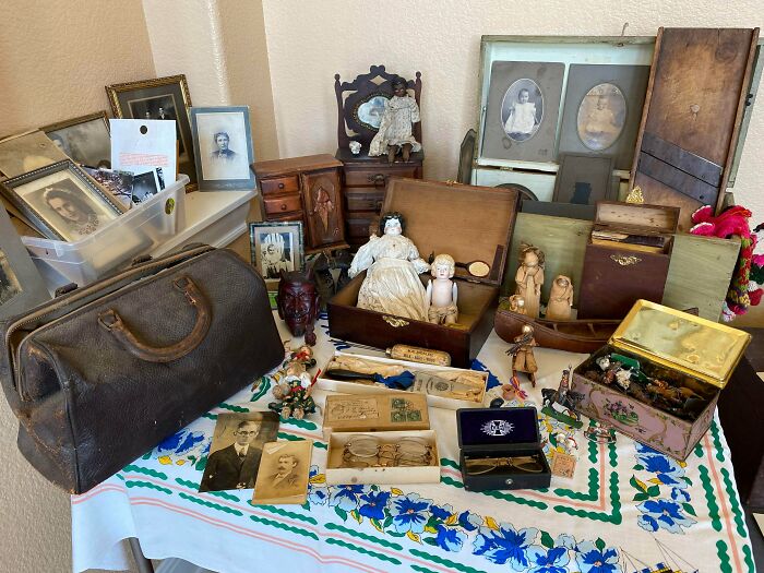 I Opened The Old Boxes From The Fam Farm In Maine