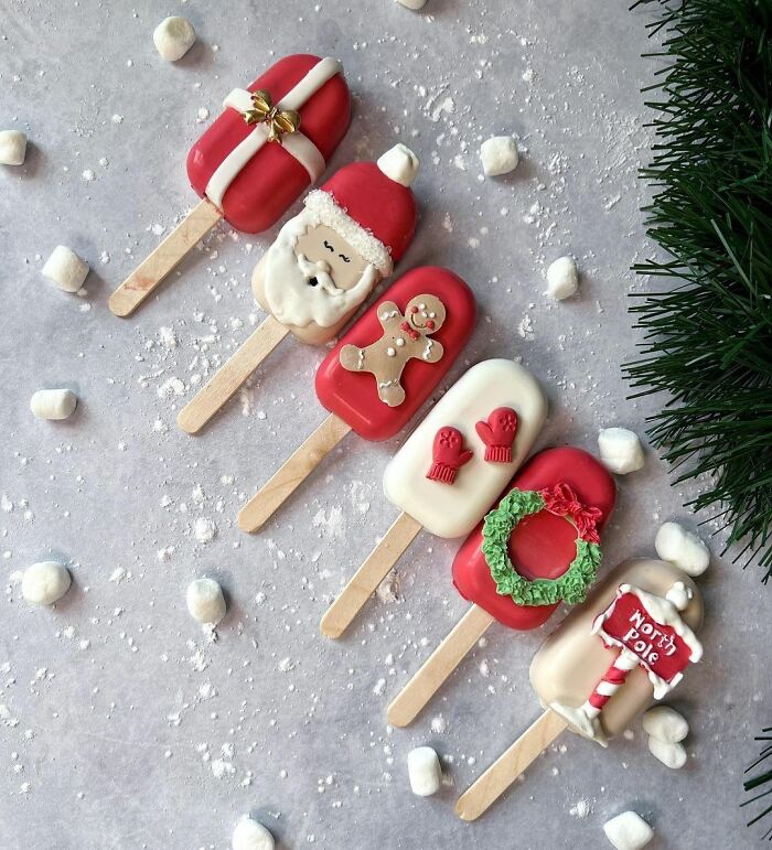 Christmas Cakesicles